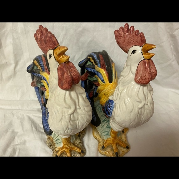 2 Ceramic Roosters - Picture 5 of 5